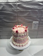 Vintage Cakes With Extra Piping