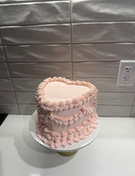 Vintage Cakes With Extra Piping